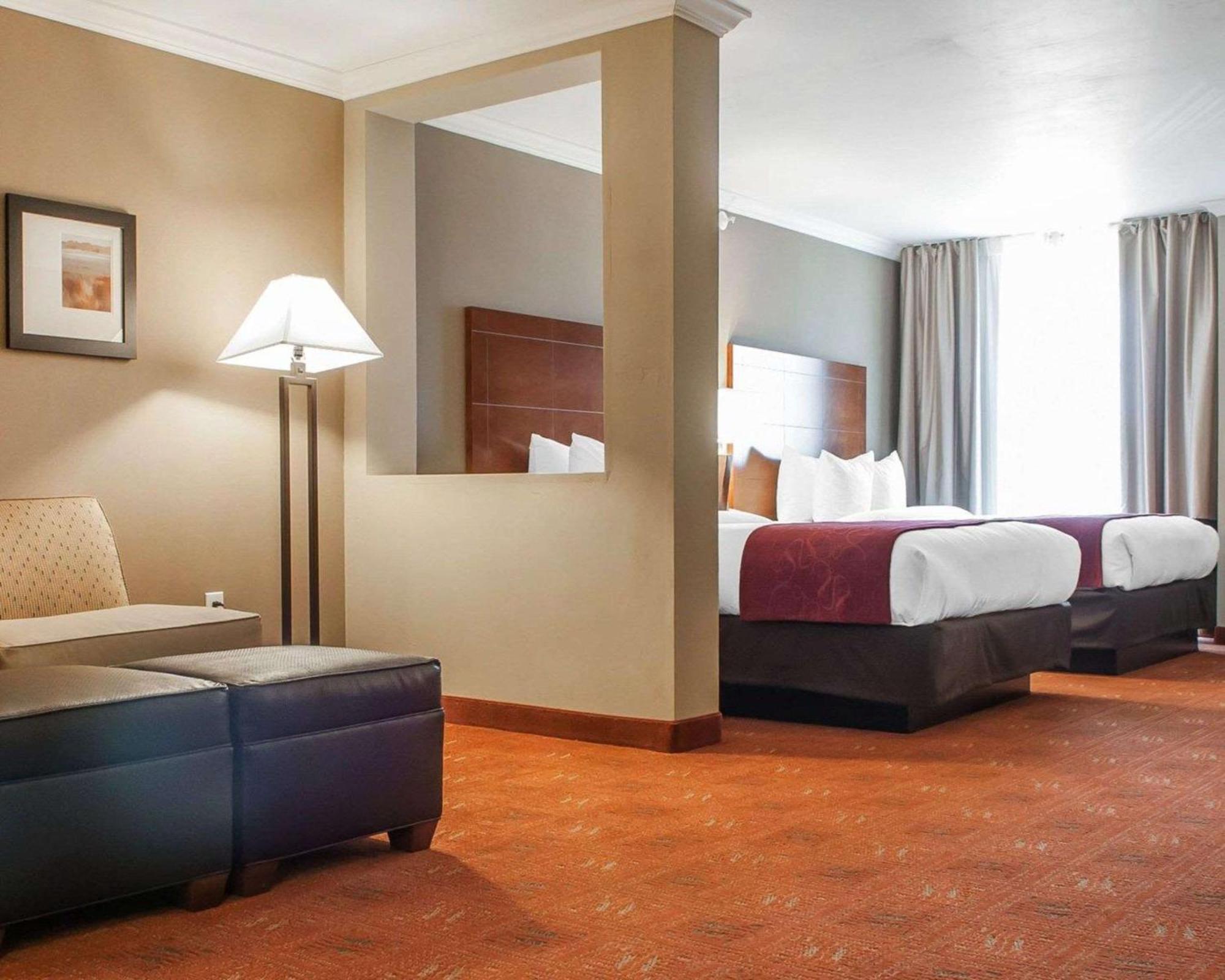 Comfort Suites Фармингтон Экстерьер фото